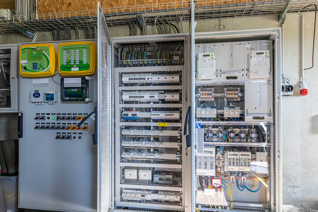 Nieder­spannungs­anlagen bei Elektrotechnik Schlesier in Frauenstein