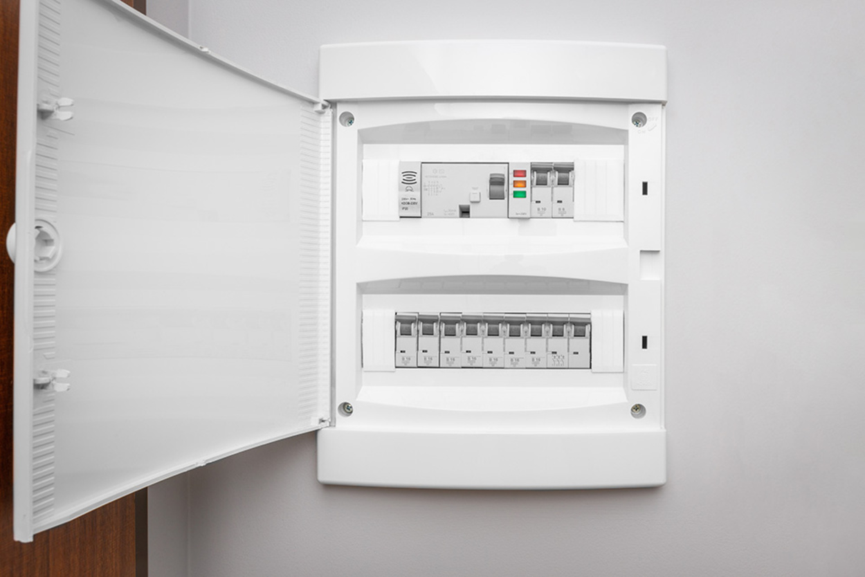 Über­spannungs­schutz bei Elektrotechnik Schlesier in Frauenstein