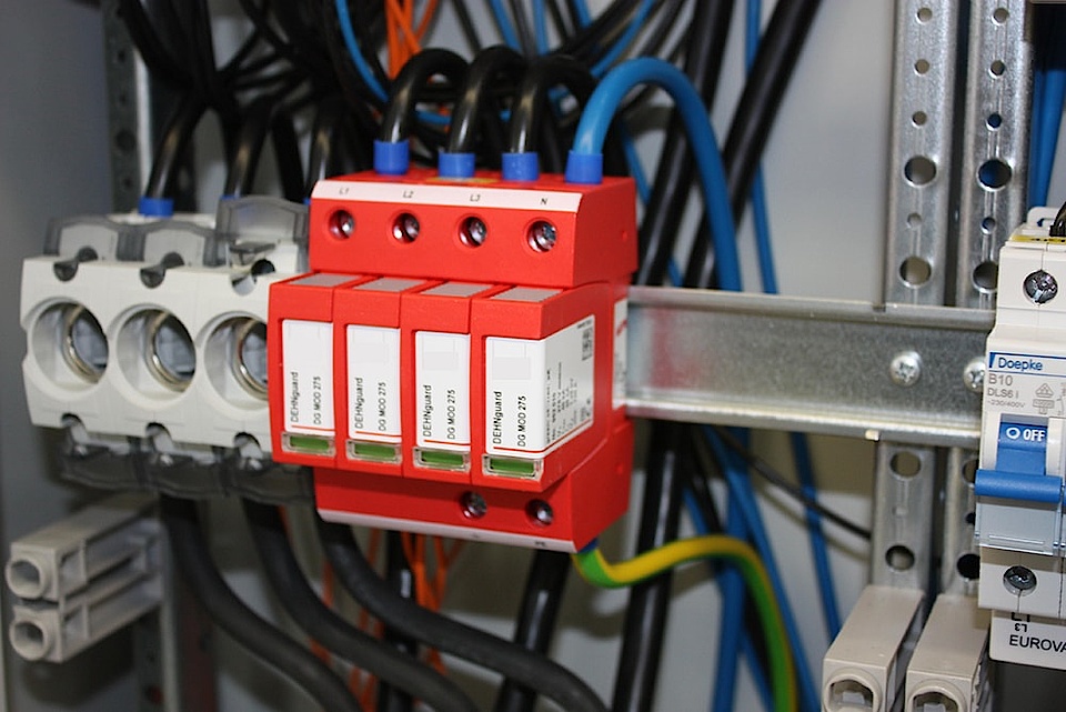 U berspannungsschutz bei Elektrotechnik Schlesier in Frauenstein